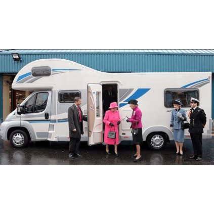 Zobacz, czym jeżdżą gwiazdy! Zdziwisz się