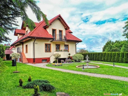 "111" Pokoje i domki całoroczne